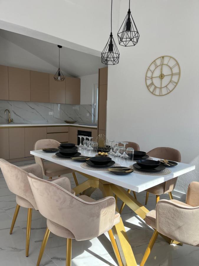 Ban Apartman Trogir