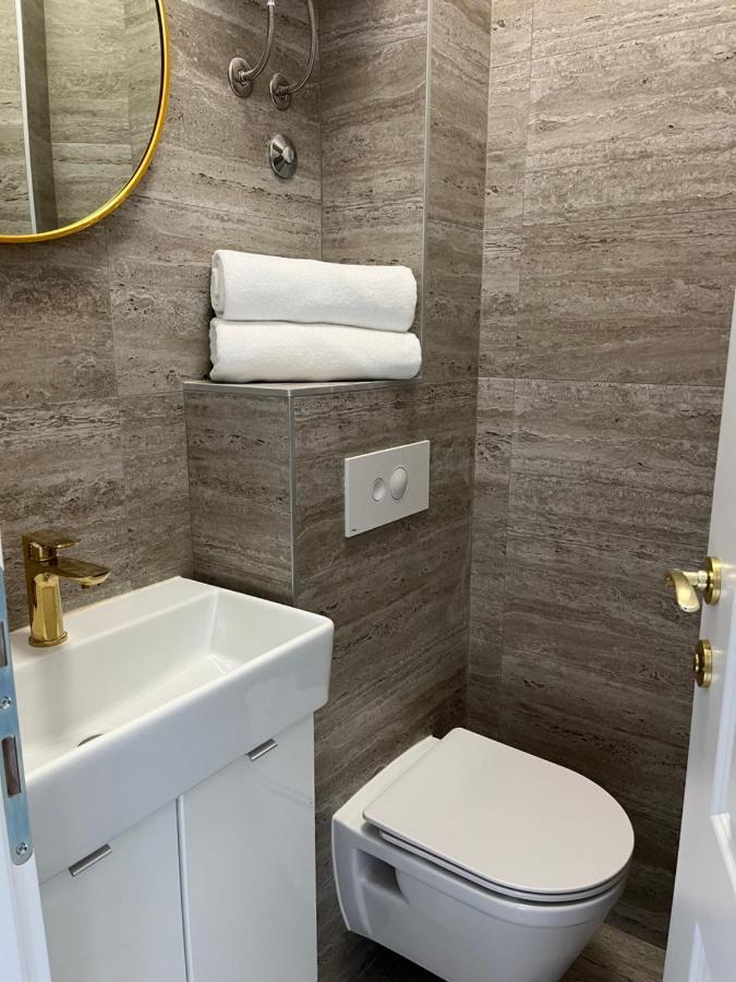Apartment Ban